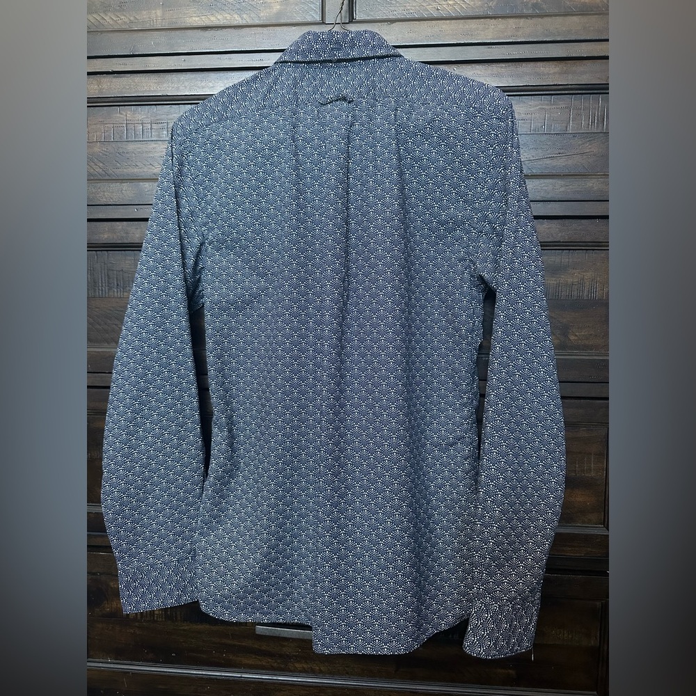 Todd Snyder Navy Patterned Casual Button Down Shi… - image 2